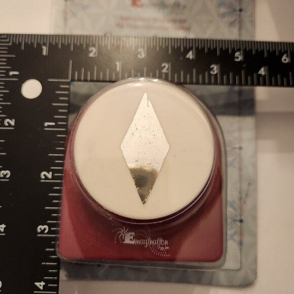 Diamond Quilt Super Jumbo Hole Punch Emagination paper Scrapbook Craft Shapes - Picture 3 of 5